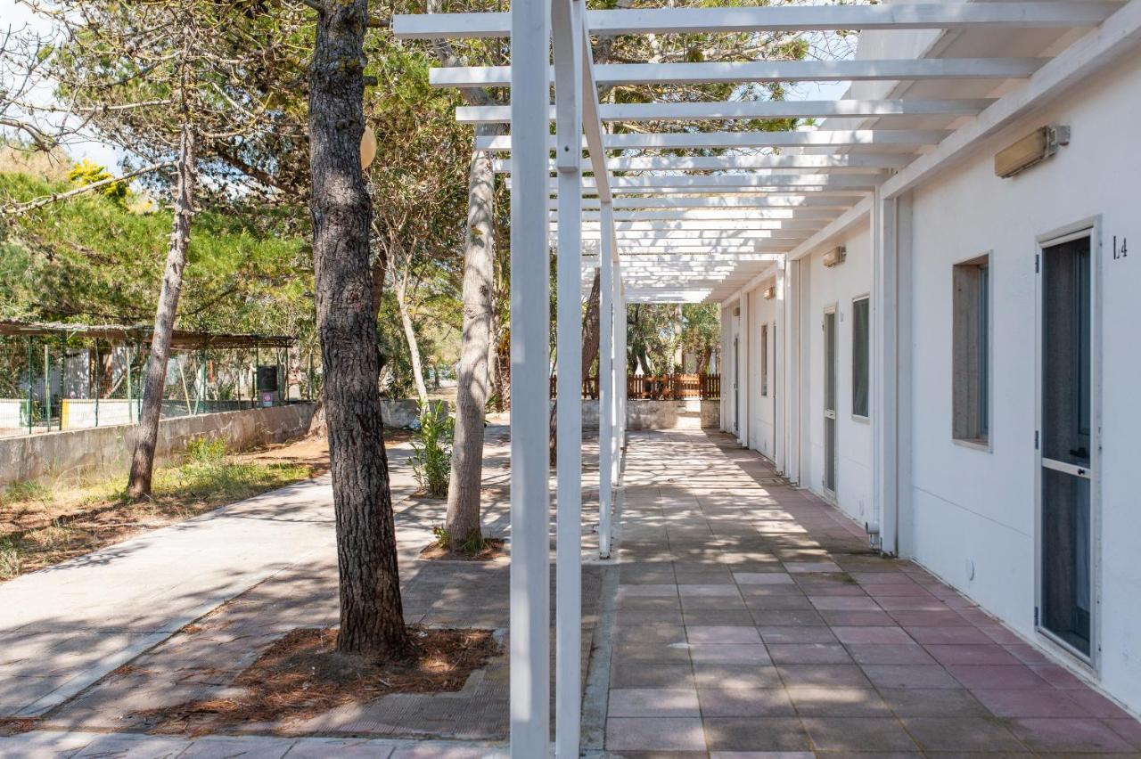 פריגולה Centro Vacanze Lido Smeraldo מראה חיצוני תמונה